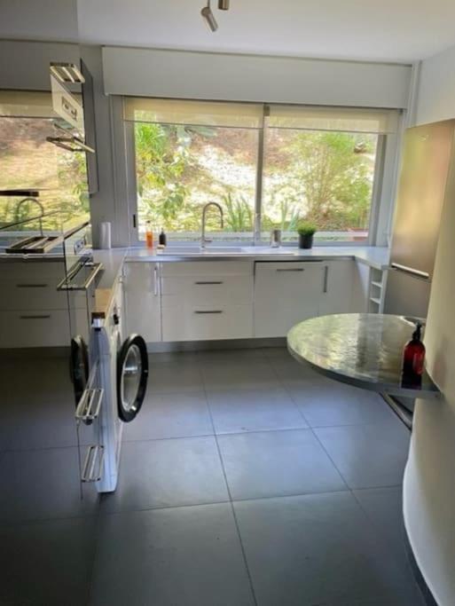 Appartement En Residence Avec Piscine, Cinema Ницца Экстерьер фото